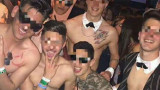 Jóvenes disfrazados de nazis