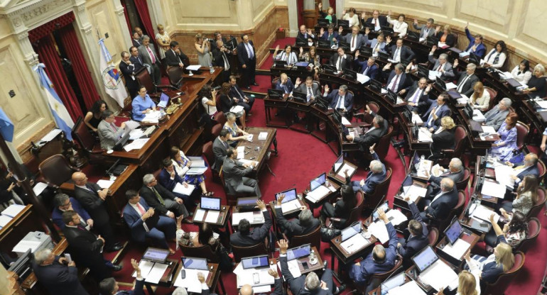 Debate en Senado por Reformas Económicas