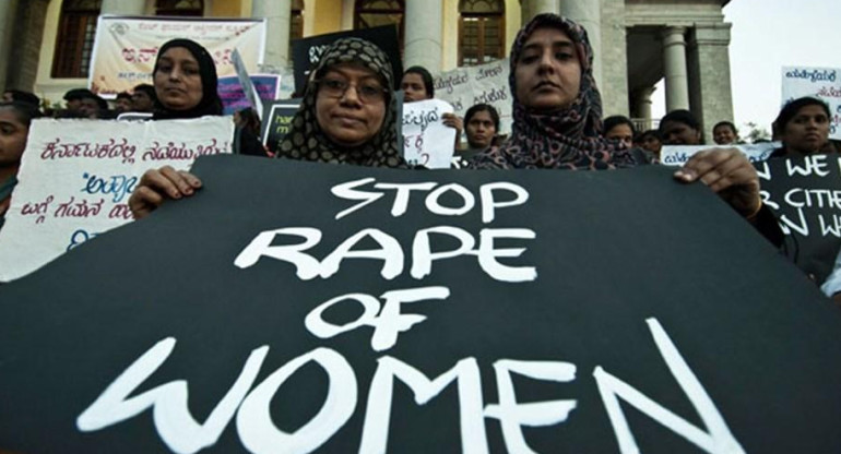 Marcha contra la violación de mujeres en India