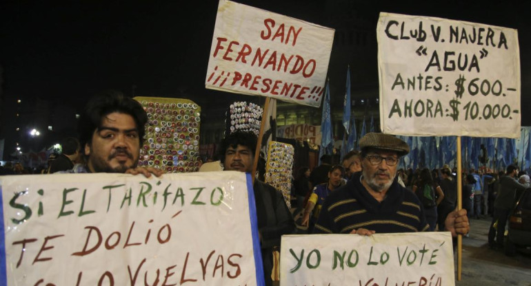 Protesta contra el tarifazo - economía argentina, Agencia NA