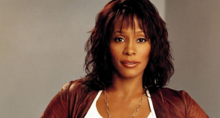 Whitney Houston - Cantante -