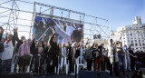 Multitudinaria marcha contra el FMI frente al Obelisco - Lectura del documento