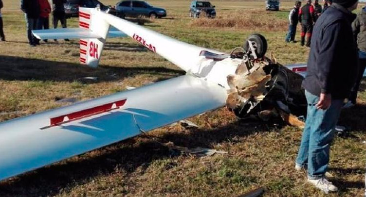 Una joven piloto murió tras estrellarse con un planeador