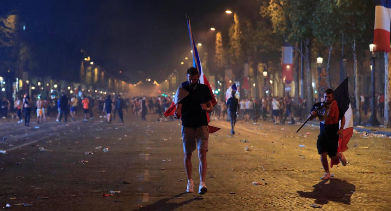 Francia campeón del Mundial Rusia 2018: violentos incidentes en París (Reuters)