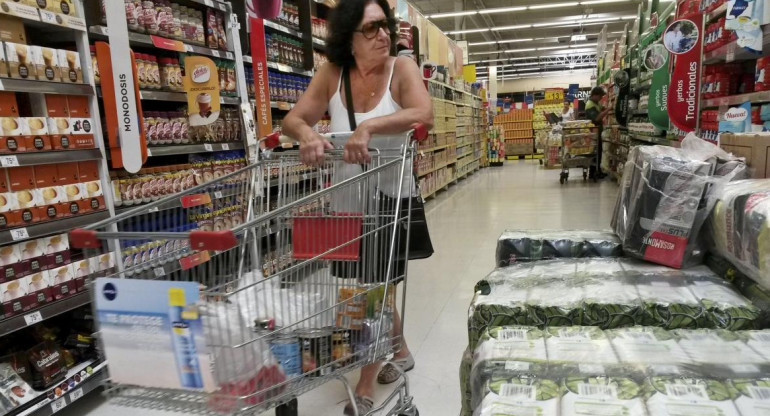 Supermercados - compras - consumo - consumidores - NA -