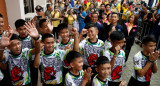 Niños que salieron de la cueva en Tailandia (Reuters)