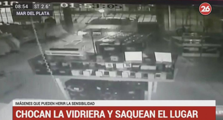 Ataque de rompevidrieras en Mar del Plata (Canal 26)