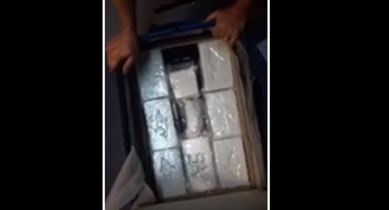 Detienen a brasilero con 15 kilos de cocaína en Ezeiza