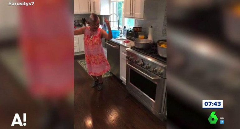 Video viral: abuela baila reggaeton mientras baila