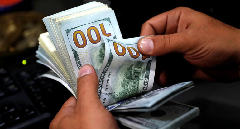 Dólares (Reuters)