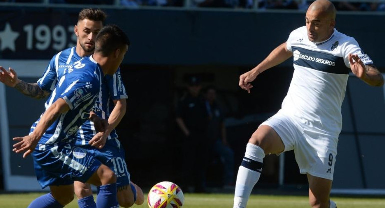 Superliga: Gimnasia (LP) vs. Godoy Cruz