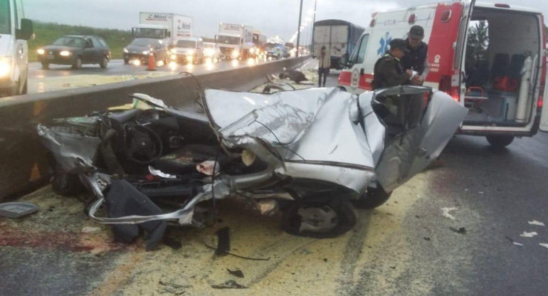 Accidente fatal en la autopista Buenos Aires - La Plata