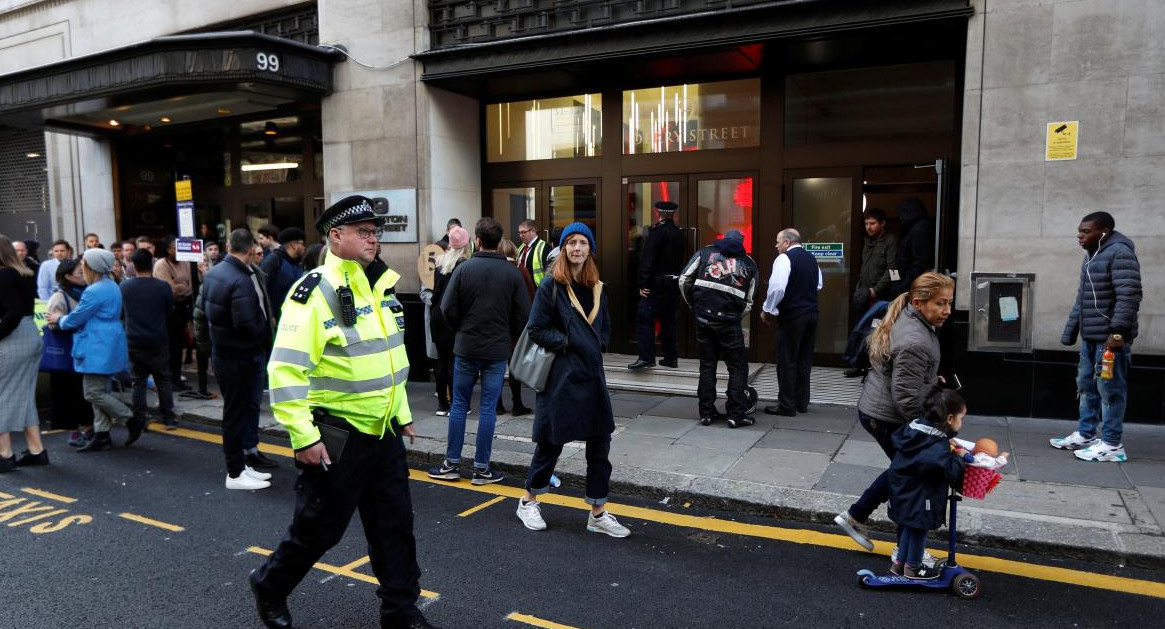 Ataque con arma blanca en oficinas de Sony Music en Londres (Reuters)