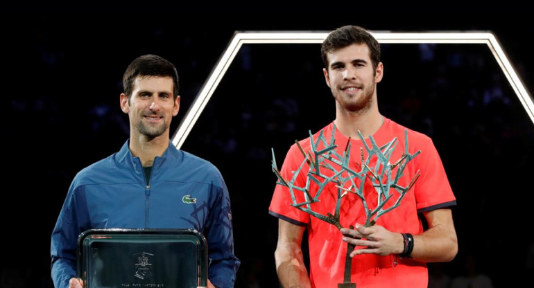 Djokovic y Khachanov, Masters 1000 de París, tenis, Reuters