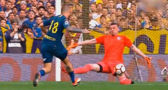 Armani, héroe de River: atajada monumental para evitar gol de Boca en el final