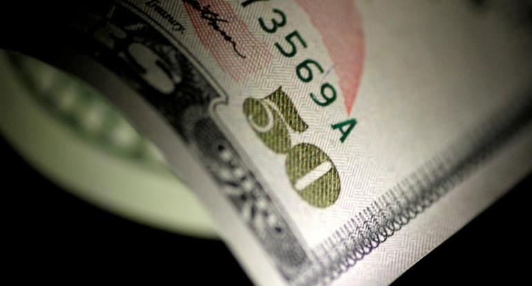 Dólar, economía, Reuters