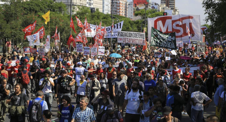 Marcha anticumbre G20 - Agencia NA