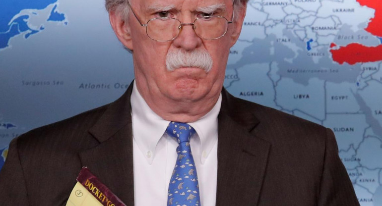 El asesor de seguridad nacional de la Casa Blanca, John Bolton, asiste a una conferencia de prensa en la Casa Blanca en Washington