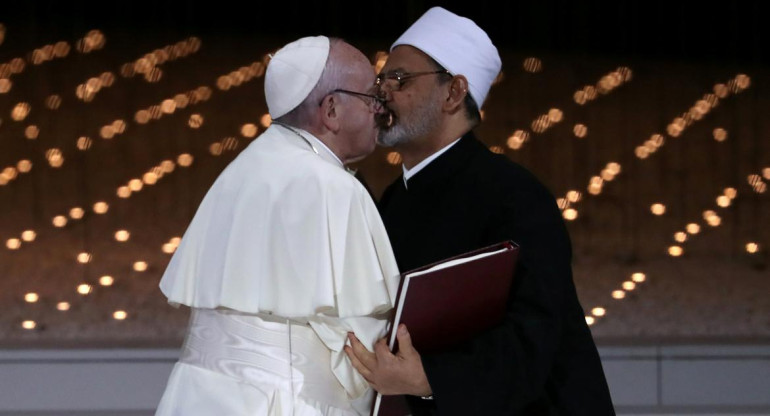 Papa Francisco y imán Sheikh Ahmed al Tayeb (Reuters)