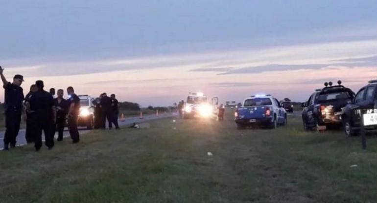 Choque y suicidio en la autopista Rosario-Santa Fe (Foto: gentileza Rosario 3)
