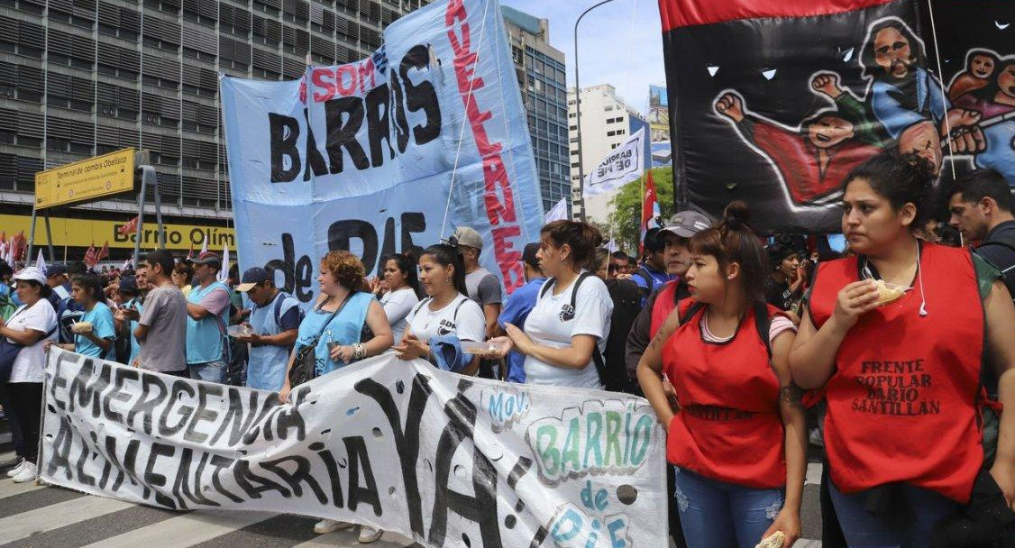 Movimientos sociales - marchas en la ciudad