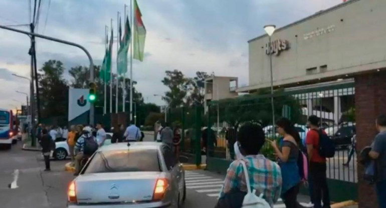 Amenaza de bomba en shopping Unicenter, policiales, inseguridad
