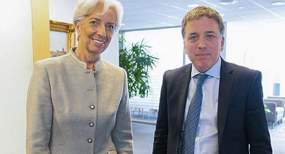 El ministro de Hacienda, Nicolás Dujovne, y la jefa del FMI, Christine Lagarde, NA