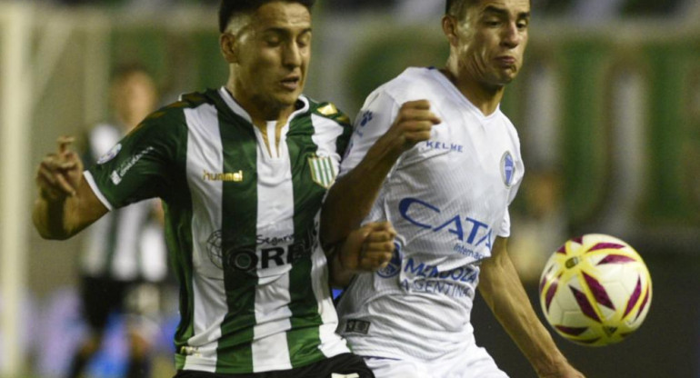 Superliga, Banfield vs. Godoy Cruz, fútbol, deportes