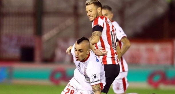 Estudiantes vs Huracán - Superliga