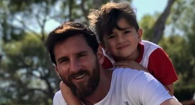 Lionel Messi y Thiago Messi 
