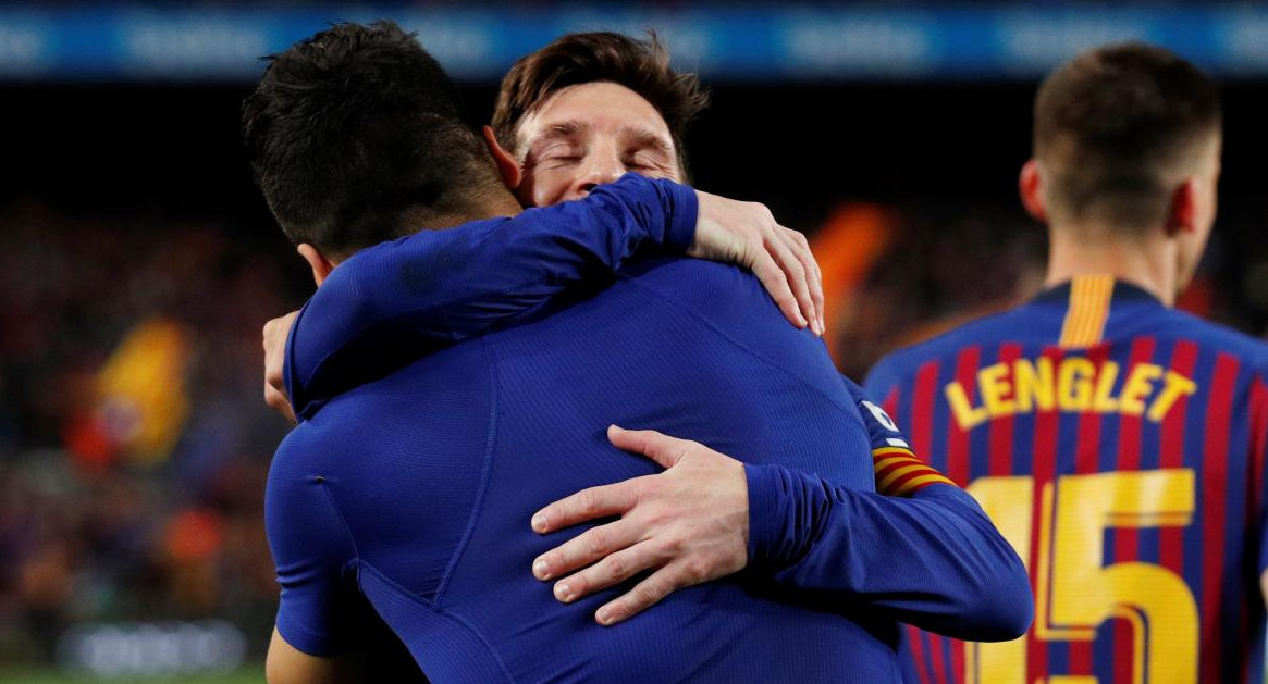Festejo de Luis Suárez y Messi en la victoria del Barcelona ante Atlético Madrid (Reuters)
