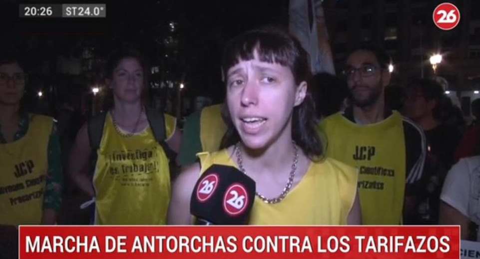 Marcha del CONICET contra tarifazos y despidos, Plaza de Mayo, economía, Canal 26