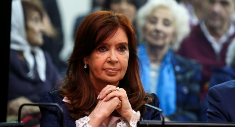 Cristina Kirchner en el banquillo de la causa Vialidad (Reuters)