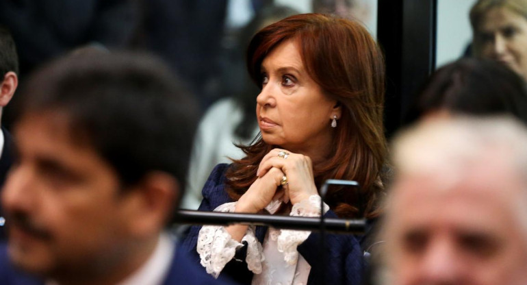 Cristina Kirchner en el banquillo de la causa Vialidad (Reuters)