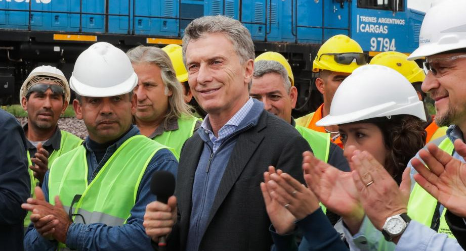 Mauricio Macri encabezó el acto de inauguración de los primeros 700 kilómetros de vías renovadas del Belgrano Cargas. NA