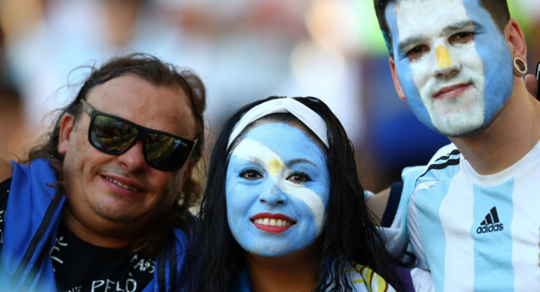 Hinchas argentinos, Argentina vs. Venezuela, Deportes, fútbol, Reuters