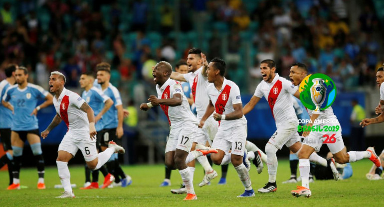 Copa América 2019 - Festejo de Perú tras eliminar a Uruguay (Reuters)