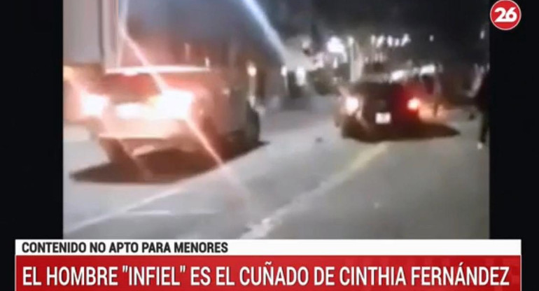Encontró a su esposo con otra mujer, lo siguió y le destruyó el auto, cuñado de Cinthia Fernández	