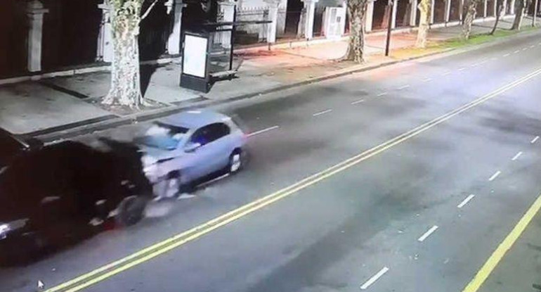 Ciclista atropellado por conductor borracho, captura del video, Villa Devoto