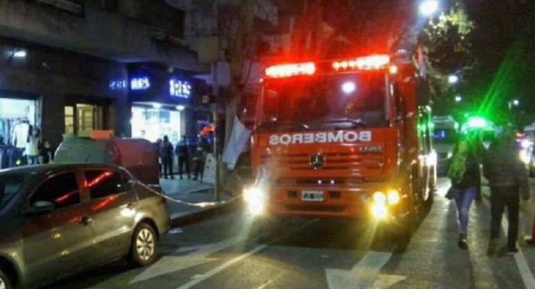 Accidente en Palermo, hombre cayó de un edificio, foto Emergencias BA