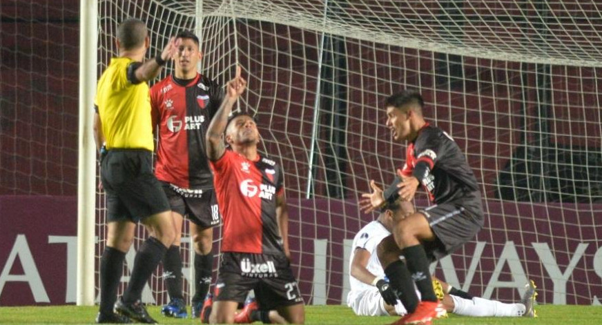 Triunfo de Colón ante Zulia por Copa Sudamericana