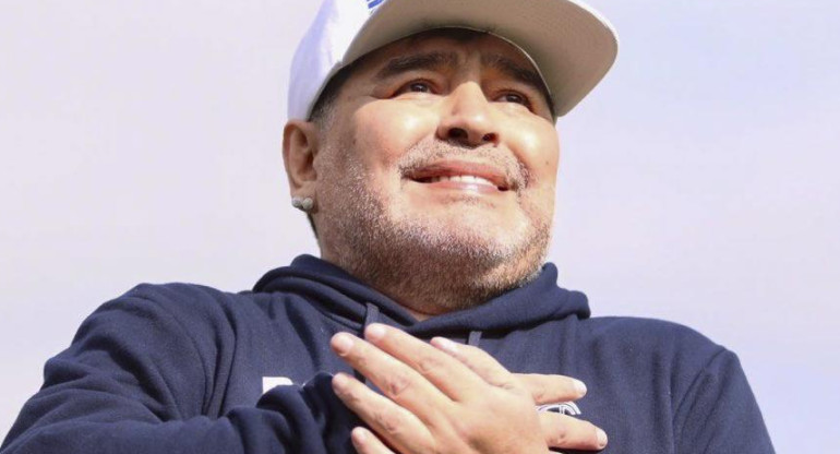 Presentación de Diego Maradona en Gimnasia La Plata, AGENCIA NA