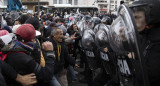 Incidentes en acampe frente al ministerio de Desarrollo social, protesta agrupaciones sociales, NA	