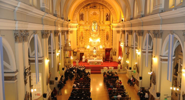 Iglesia, Mendoza