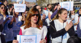 Marcha de familias con créditos UVA en Plaza de Mayo, AGENCIA NA