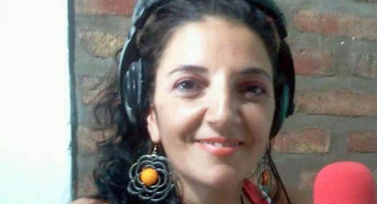 Claudia Vázquez, locutora agredida en una radio de San Juan