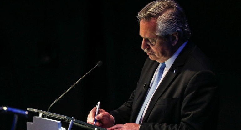 Alberto Fernández en el debate de candidatos a presidente 2019, REUTERS