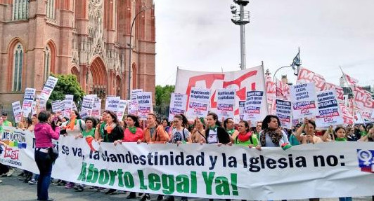 Encuentro Nacional de Mujeres, manifestación en La Catedral de La Plata