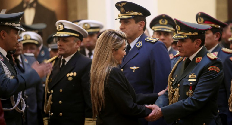Toma de juramento de Jeanine Áñez a la nueva cúpula de Fuerzas Armandas en Bolivia, REUTERS
