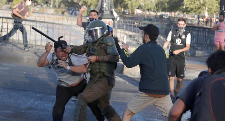 Protestas y enfrentamientos en Chile, REUTERS
